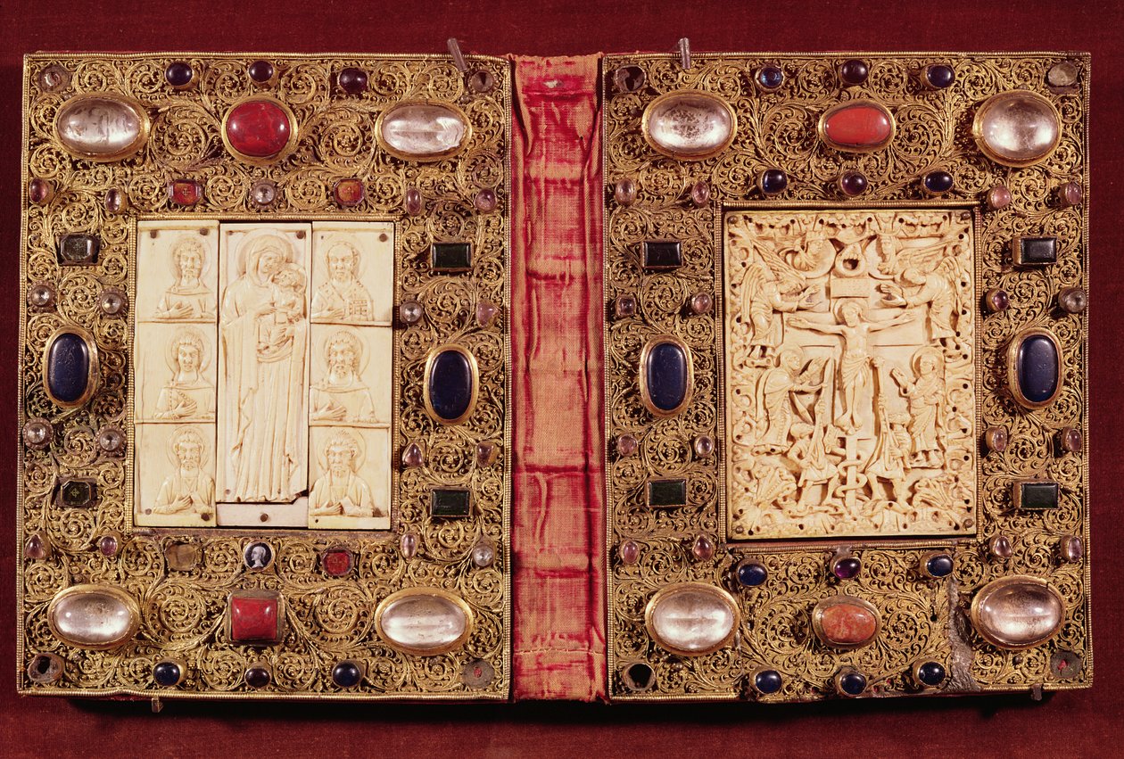 Placca reliquiario raffigurante la Vergine e il Bambino con Santi e la Crocifissione (oro, avorio e pietre preziose) da French School
