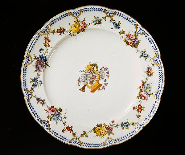 Piatto di Sèvres decorato con spartito musicale, 1764 da French School