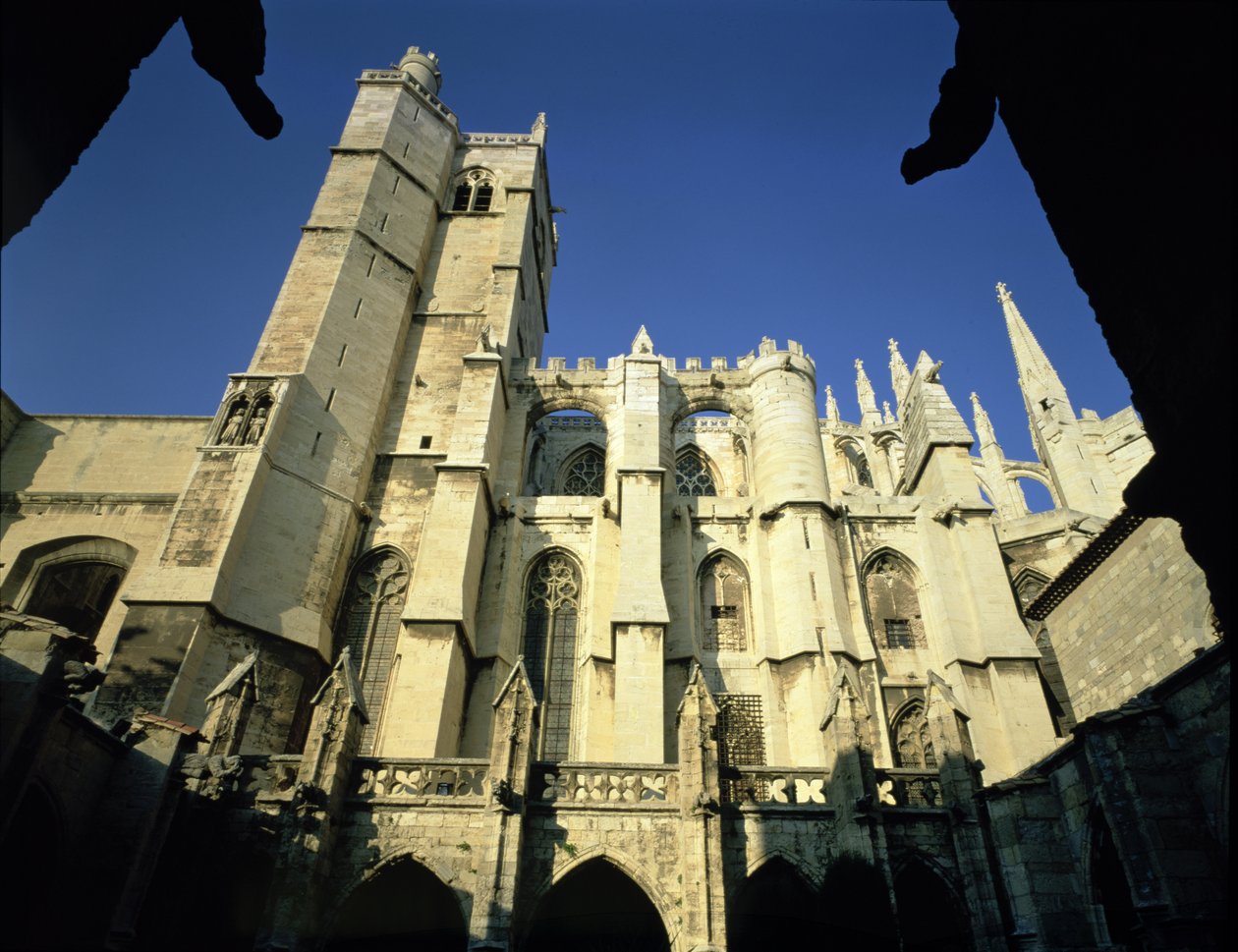 Cattedrale di St. Just da sud, iniziata nel 1272 da French School