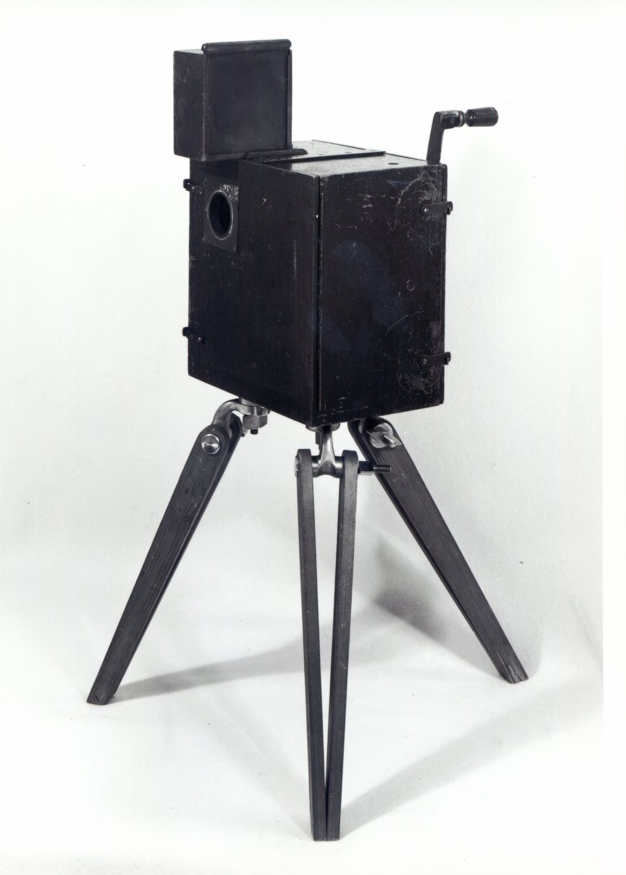 Il primo cinematografo Lumière da French School