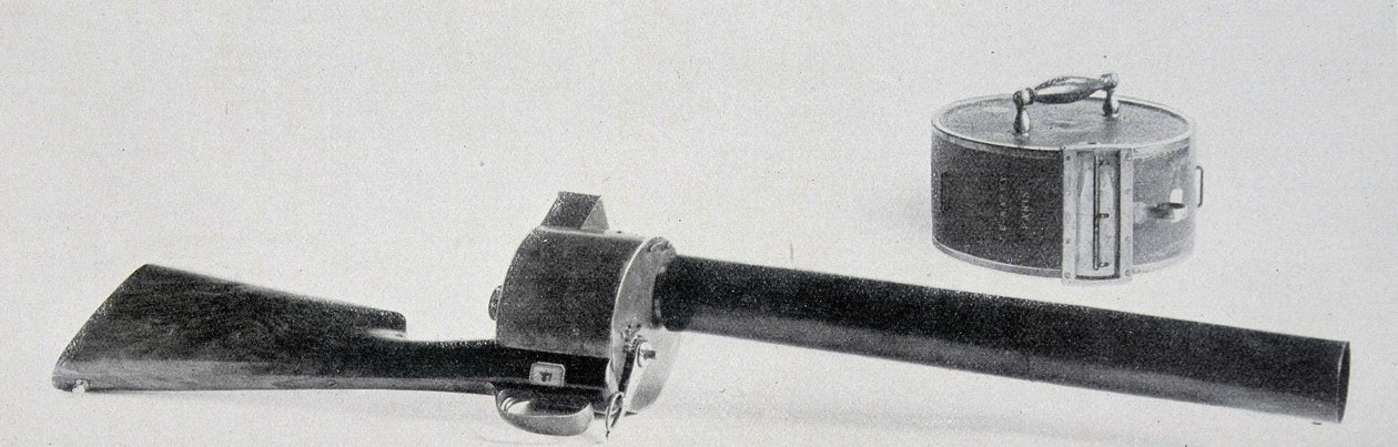 Il fucile fotografico di Etienne Jules (Etienne-Jules) Marey (1890) da French School