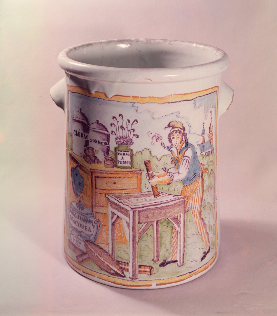 Vaso da tabacco raffigurante un tabaccaio, laboratorio di Bordeaux (maiolica) da French School