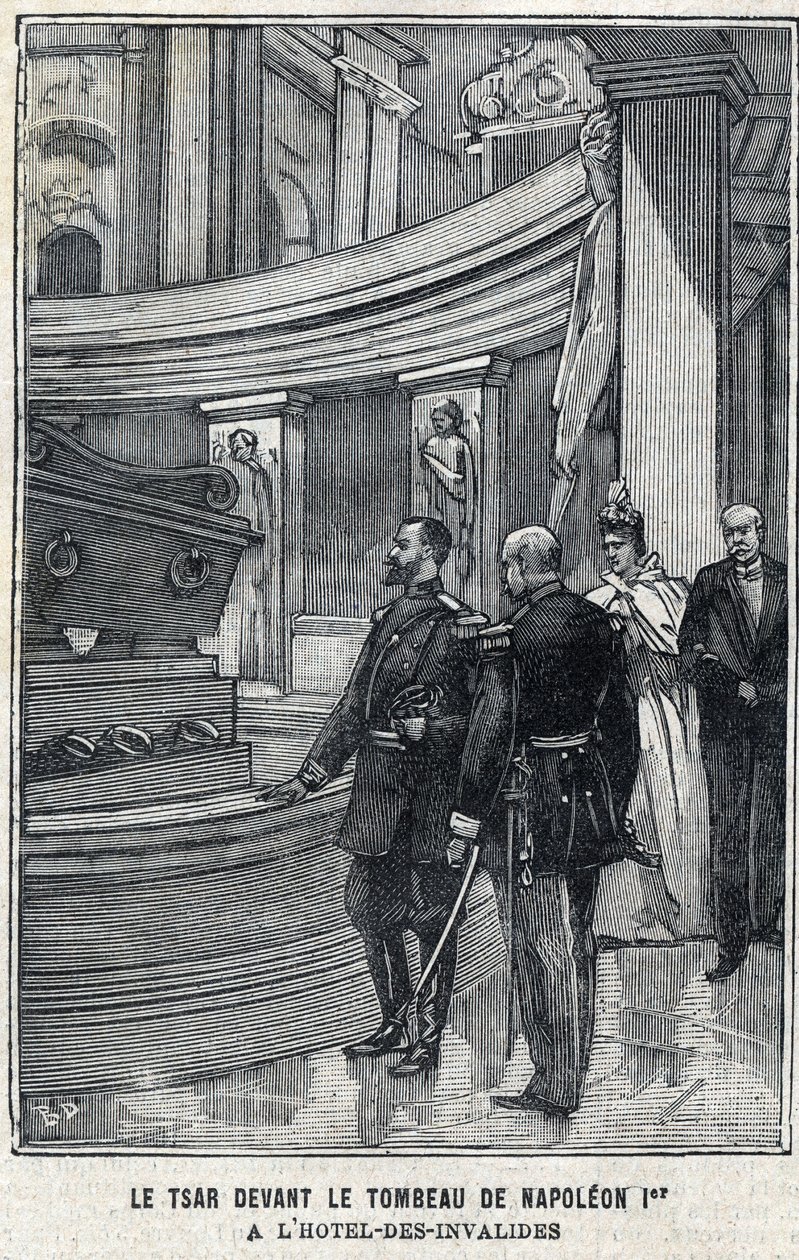 Lo zar Nicola II di Russia (1868-1918) e la zarina Alessandra Fëdorovna Romanova (1872-1918) davanti alla tomba di Napoleone I Bonaparte all