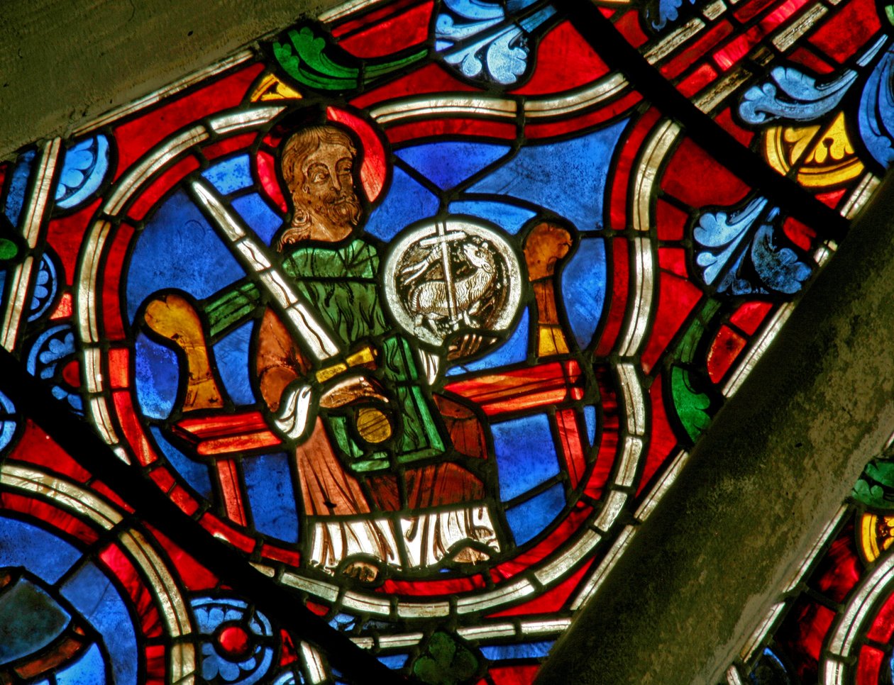 Finestra Ew raffigurante San Giovanni Battista da French School