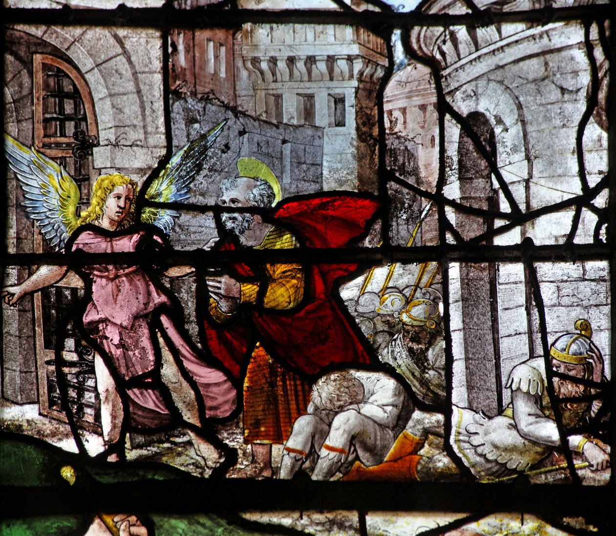 Finestra w13 raffigurante San Pietro condotto fuori dalla prigione da un angelo da French School