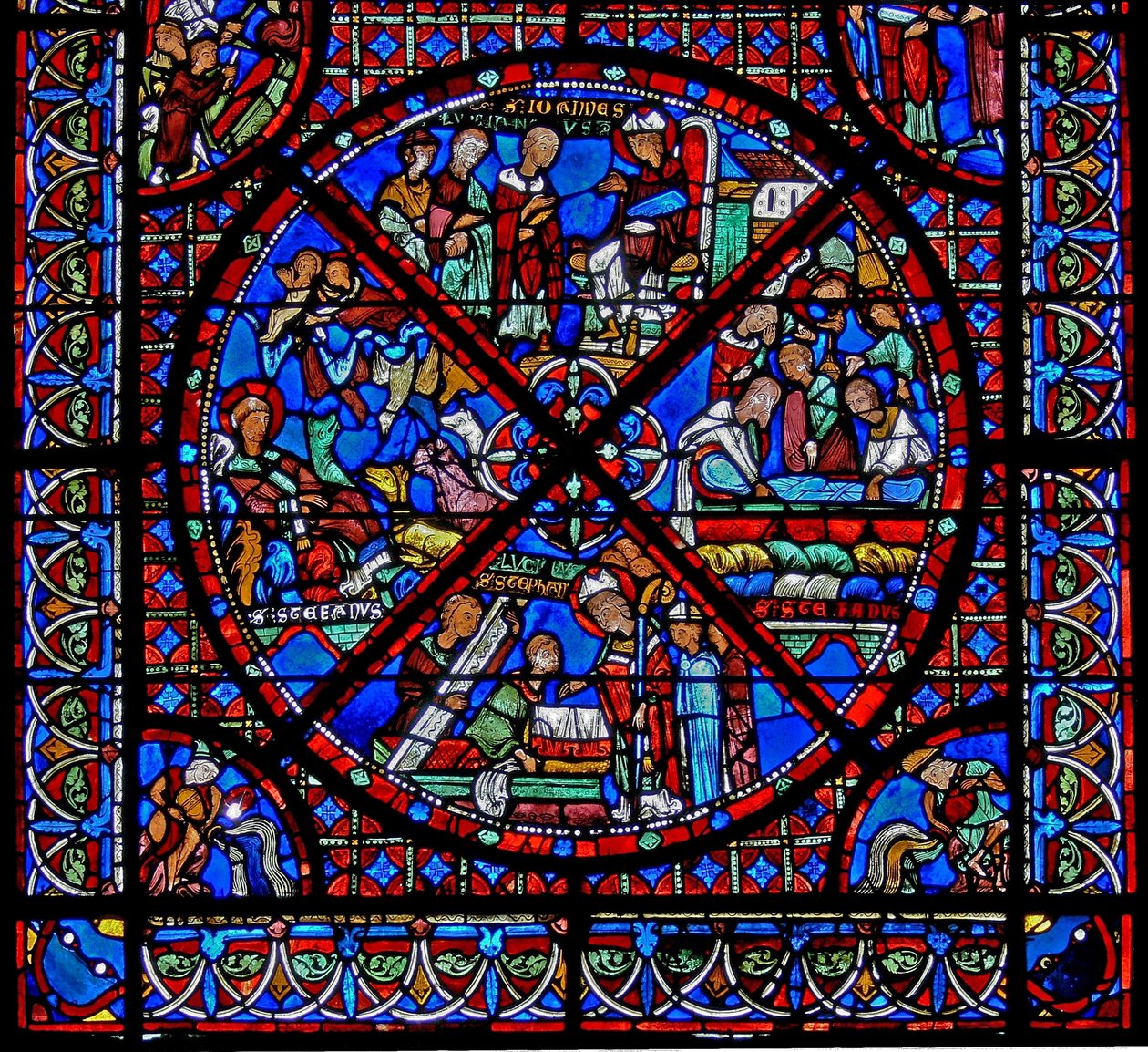 Finestra w15 raffigurante la storia delle reliquie di San Stefano: la parte inferiore della finestra da French School
