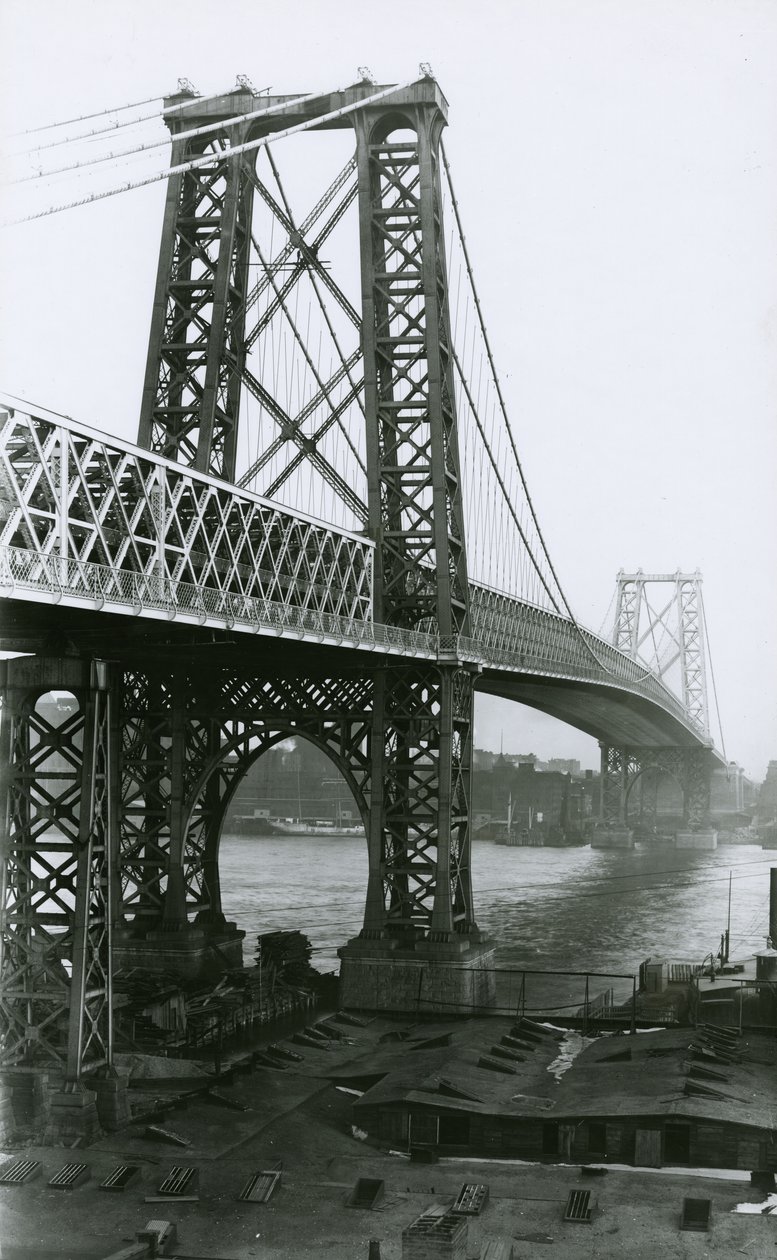 Ponte di Williamsburg sul Fiume East durante la costruzione, 1898 da G.P. Hall und Sohn
