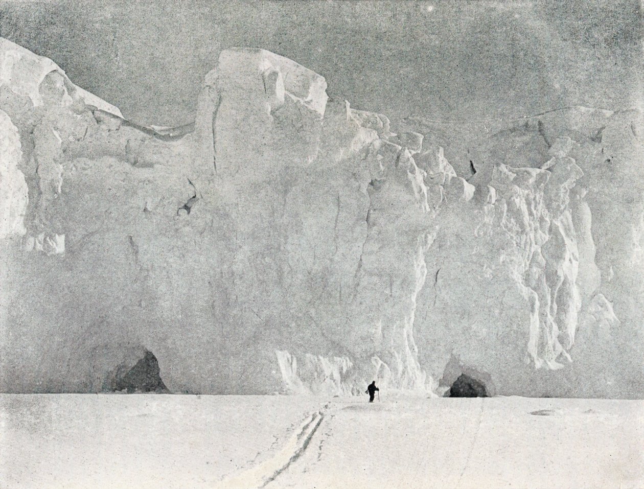 Faccia di un ghiacciaio in Terra di Vittoria, c1911, 1913 da G. Murray Levick