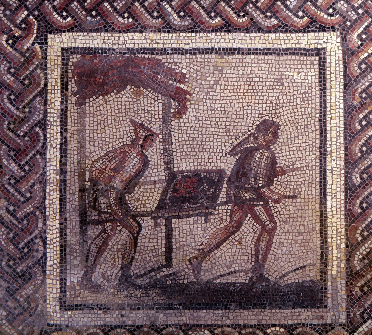 Arte gallo-romana: pavimentazione a mosaico che rappresenta un calendario rustico. Scena di trasporto del letame. Fine II, inizio III secolo d.C. Da Saint-Romain-en-Gal. Saint Germain en Laye, Museo Nazionale di Archeologia da Gallo Roman