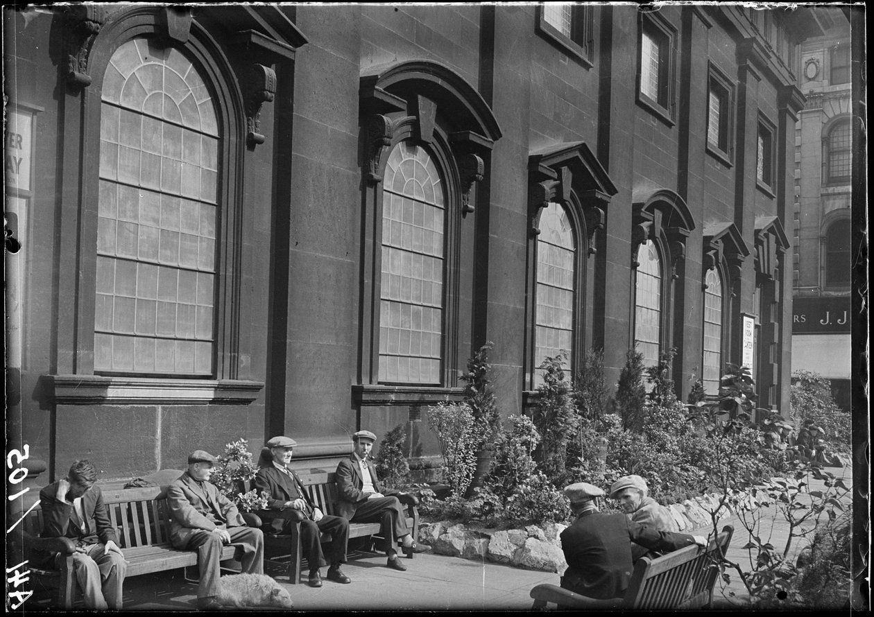 Chiesa della Santissima Trinità, Boar Lane, Leeds, 1941 da George Bernard Wood