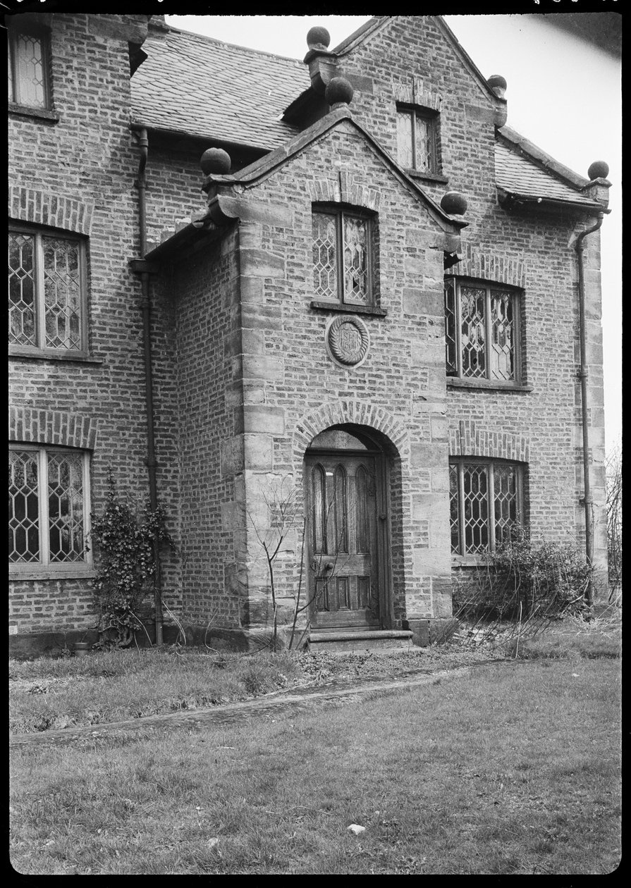 Knobb Hall, Manchester da George Bernard Wood