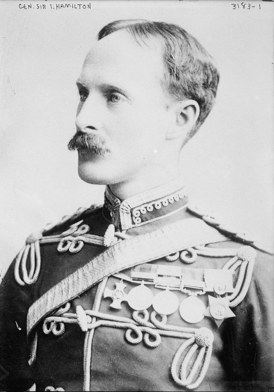Generale Ian Hamilton, 1910-5 da George Grantham Bain