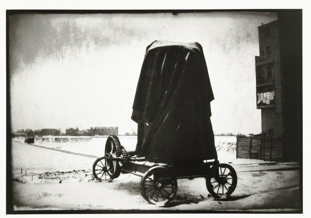 Mulino di cemento in un paesaggio invernale presso Overtoom ad Amsterdam da George Hendrik Breitner