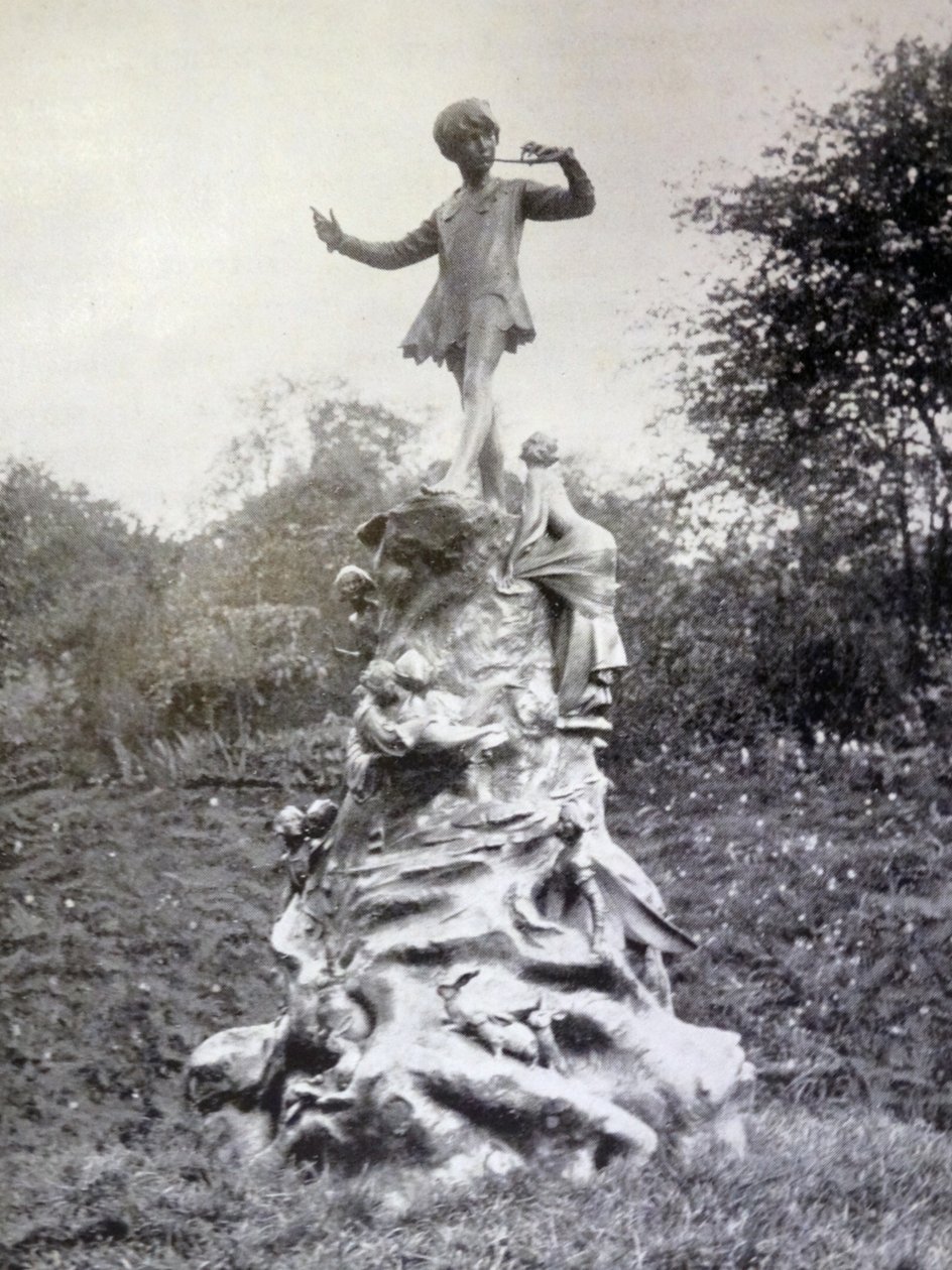 Stampa fotografica della statua di Peter Pan nei Giardini di Kensington da George James Frampton