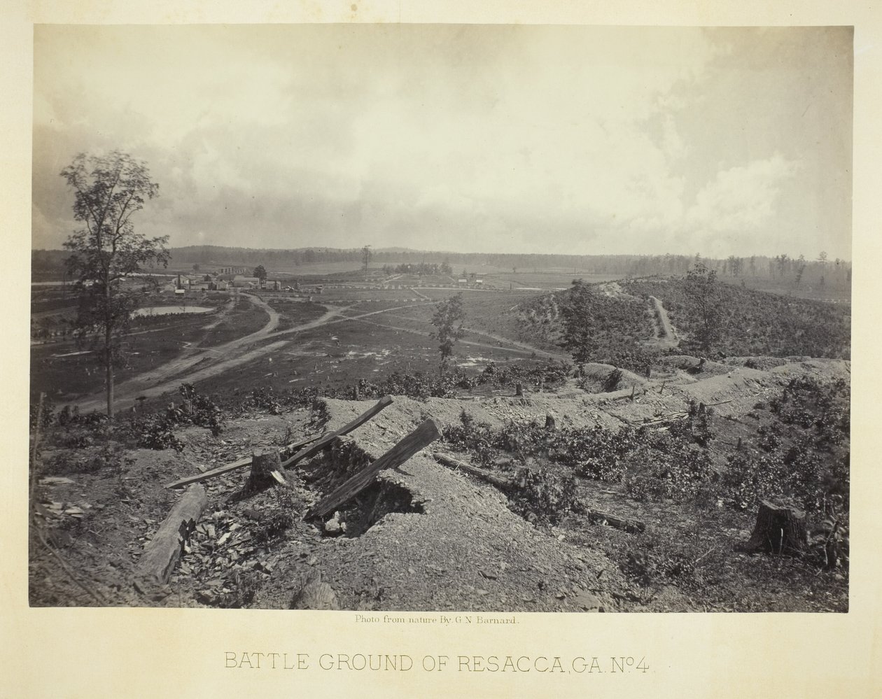 Terreno di battaglia di Resacca, GA, n. 4 da George N. Barnard