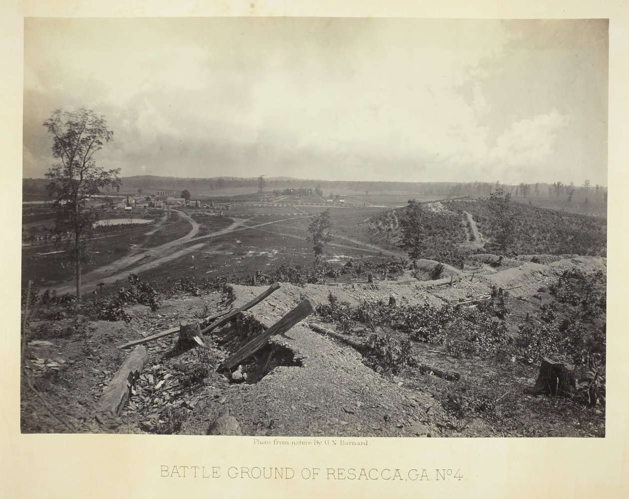 Campo di battaglia di Resacca, GA, No. 4, 1866 da George N. Barnard