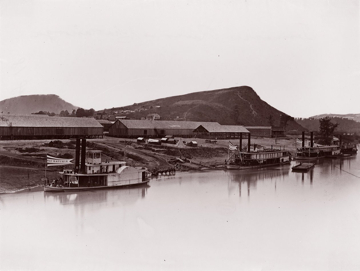 Fiume Tennessee a Chattanooga e Sperone di Lookout Mountain, ca. 1864 da George N. Barnard