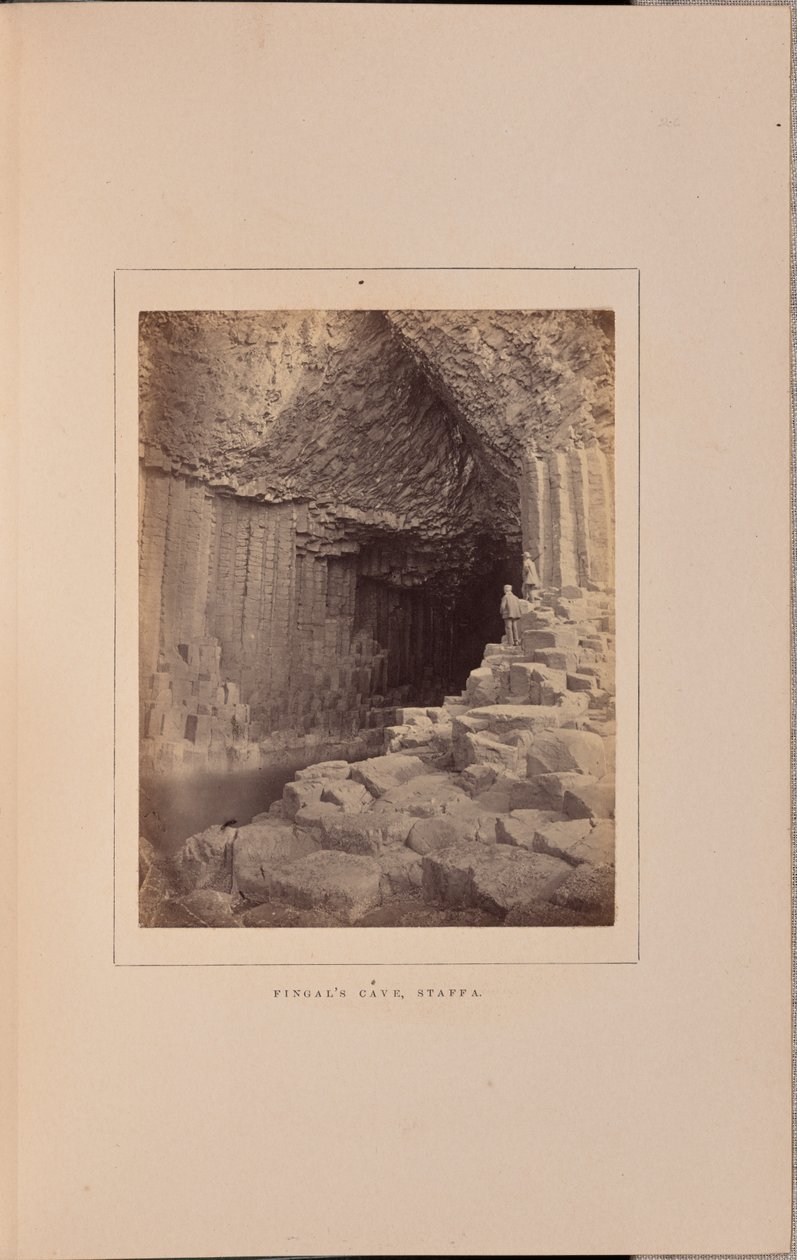 Grotta di Fingal, Staffa da George Washington Wilson