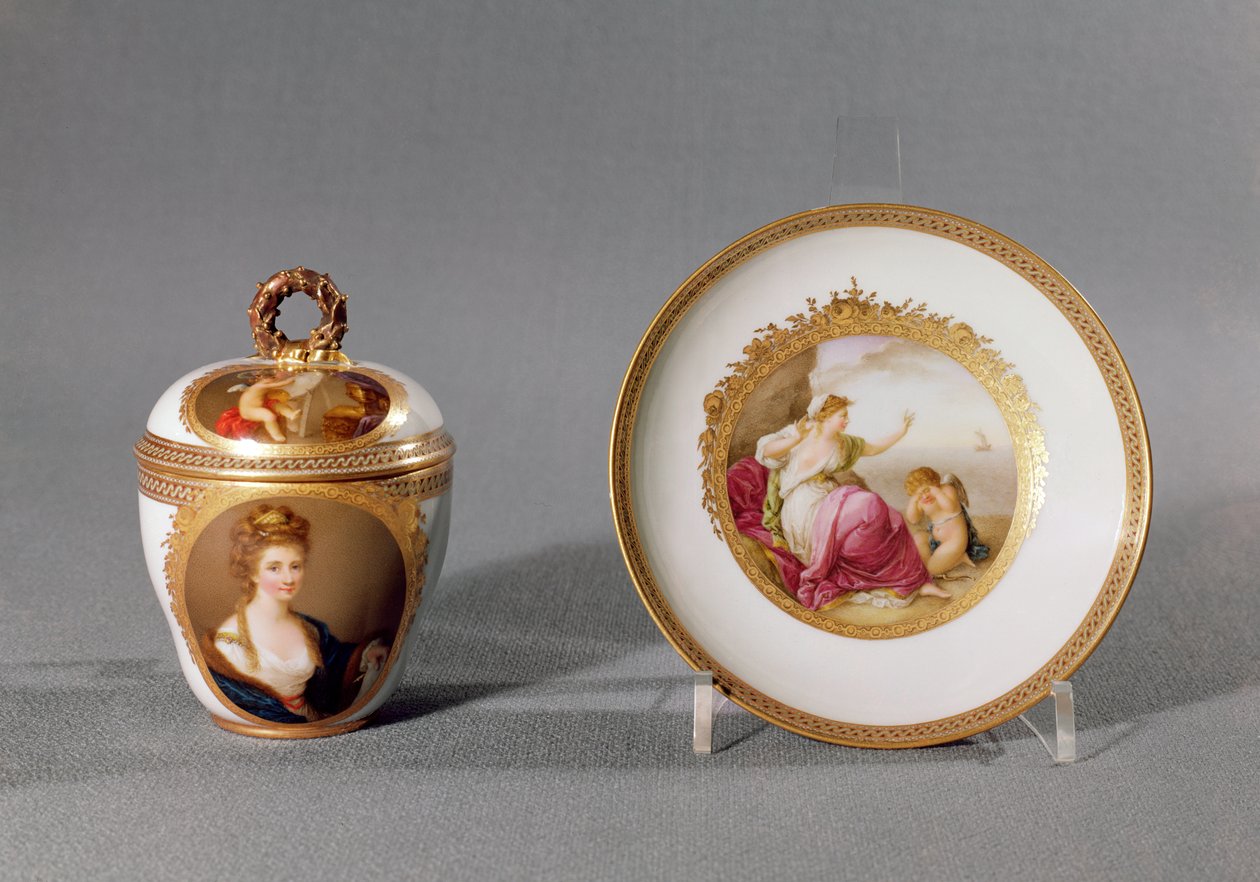 Tazza, coperchio e piattino di Meissen, dipinti da Angelica Kauffmann (1741-1807) da German School