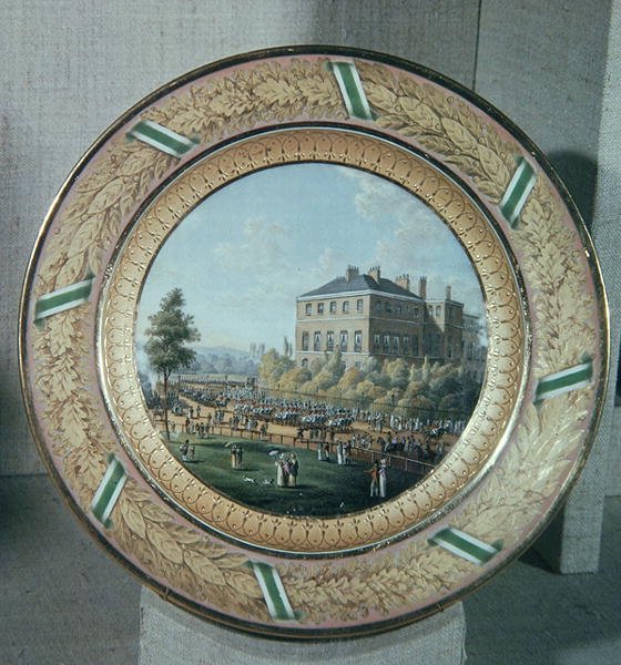 Piatto di Meissen, decorato con una scena di Apsley House con una parata di soldati a cavallo, c.1818 da German School