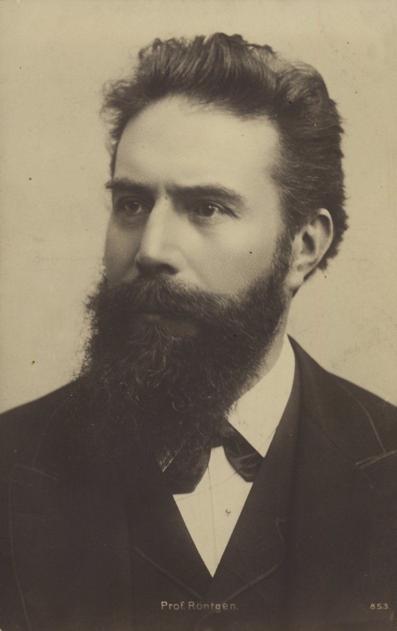 Wilhelm Roentgen (1845-1923), fisico tedesco (foto b/n) da German Photographer