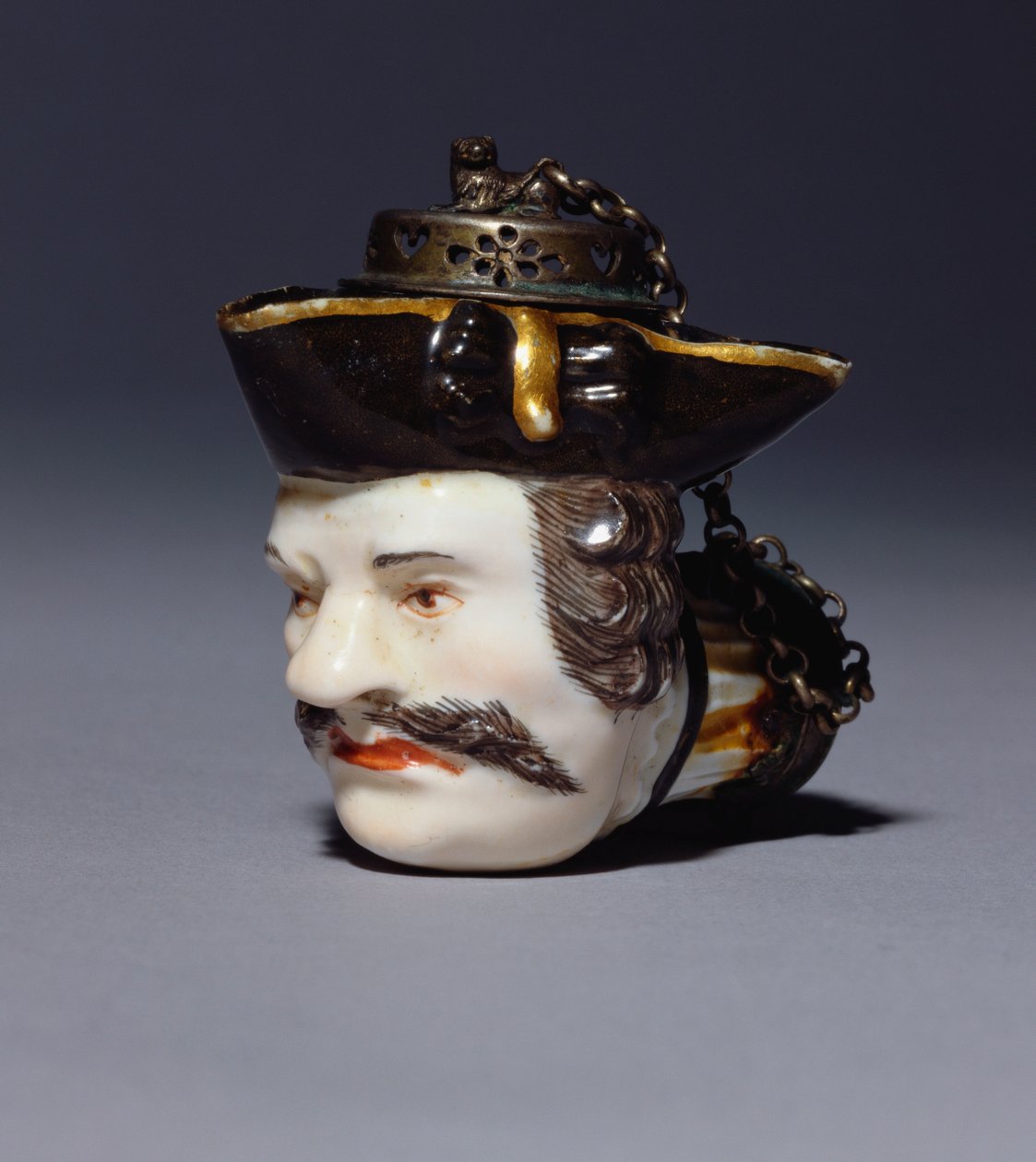 Una ciotola per pipa di Meissen modellata come la testa di Schmiedel, c.1750 da German School