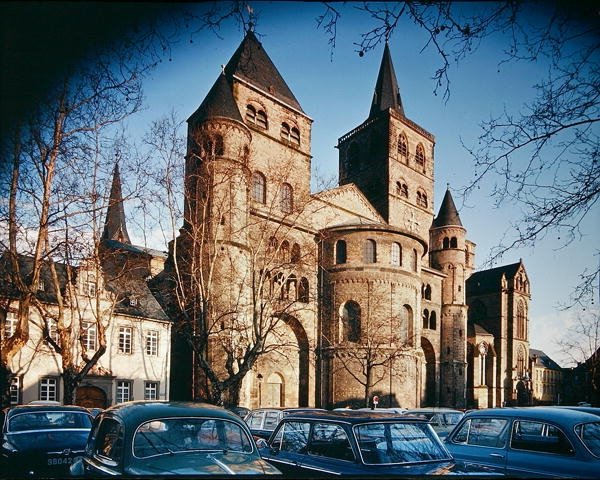 Cattedrale di San Pietro da German School