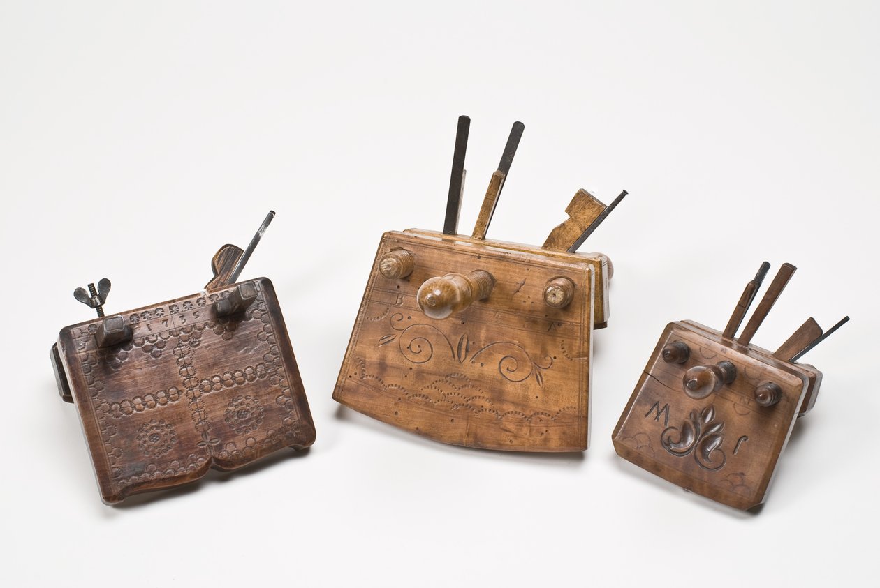 Pialle da bottaio, datate 1735, 1842 e inizio-metà XIX secolo da German School