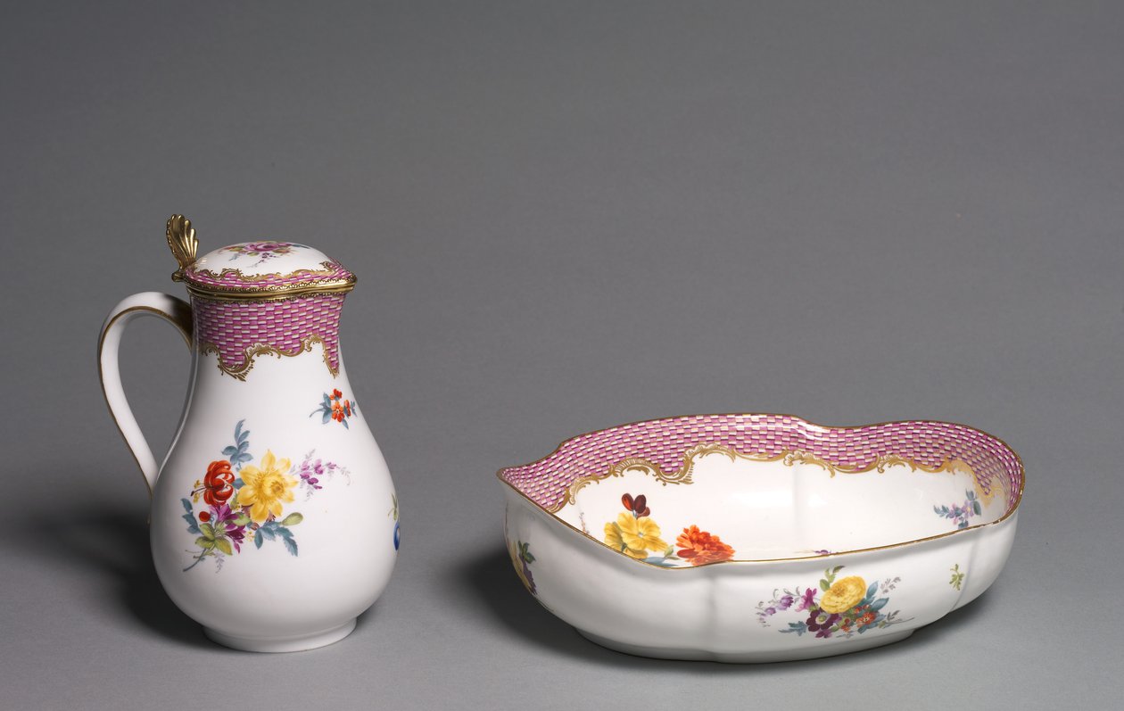Brocca e bacile, manifattura di porcellana di Meissen, Germania, c.1765 da German School