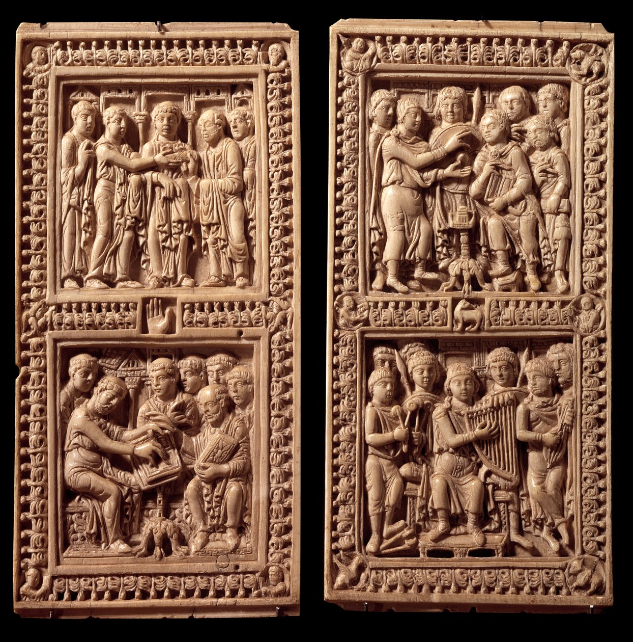 Legature in avorio del Salterio di Dagulf: Davide, San Girolamo da German School