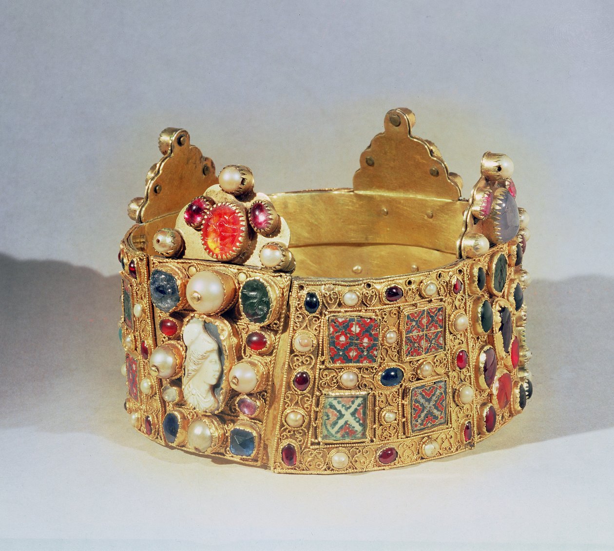 La corona di Hildesheim da German School
