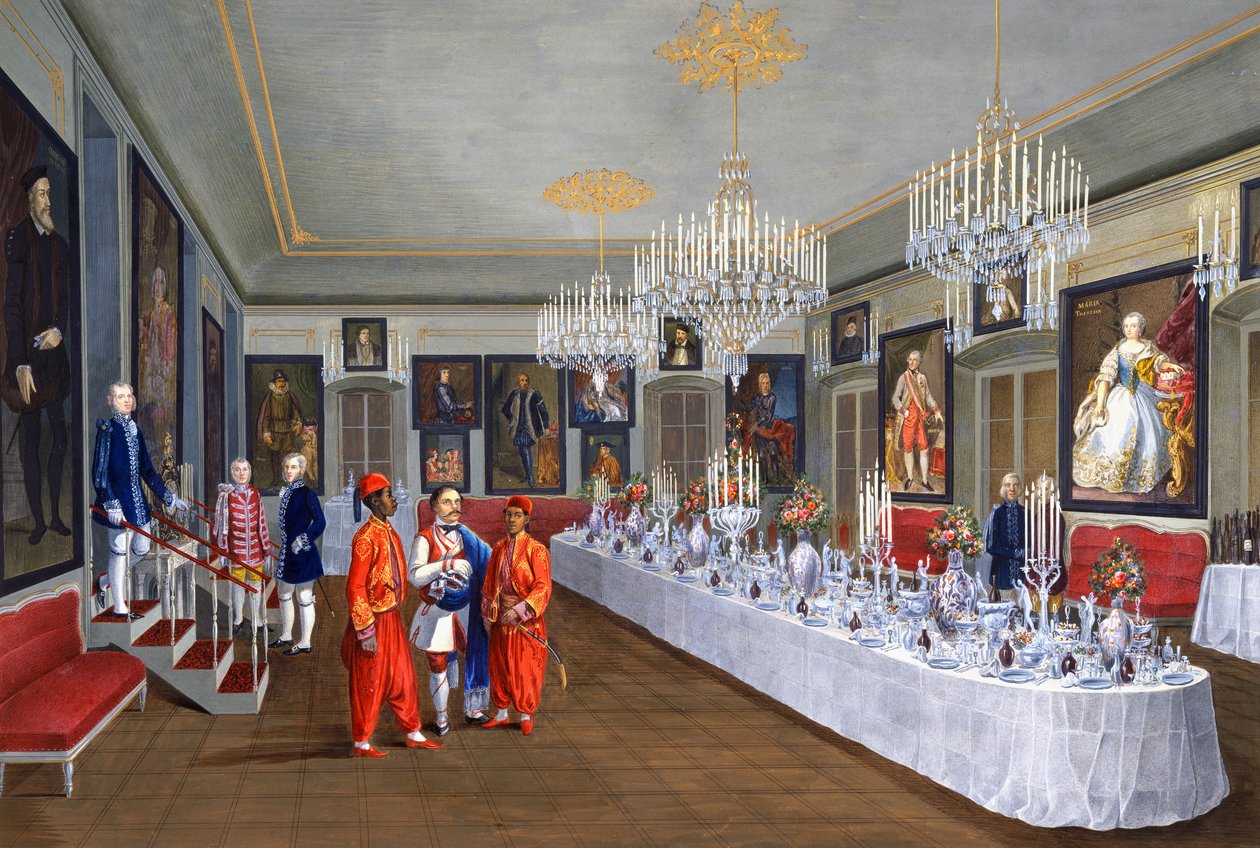 Sala da pranzo con serie di ritratti degli imperatori Asburgo, Villa Lazarovich, residenza di Massimiliano d