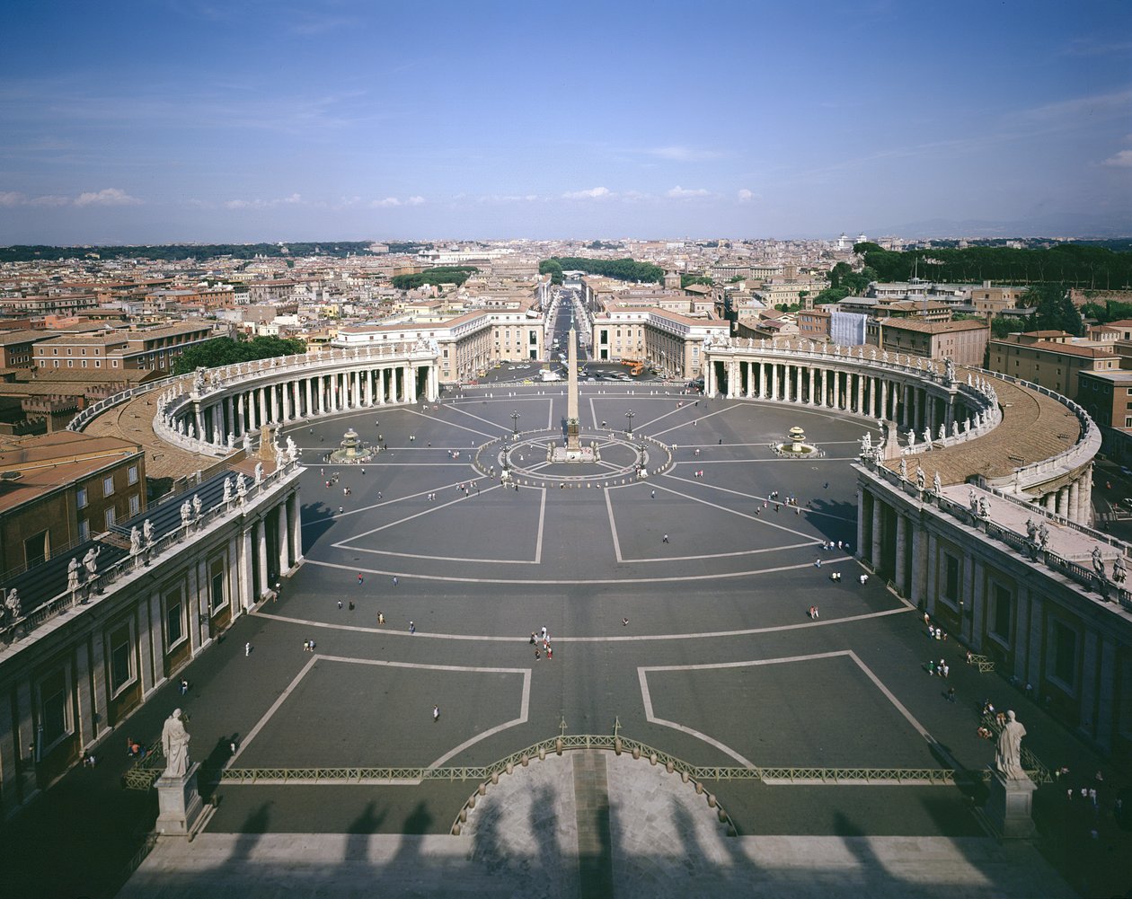Vista della piazza da Gian Lorenzo Bernini