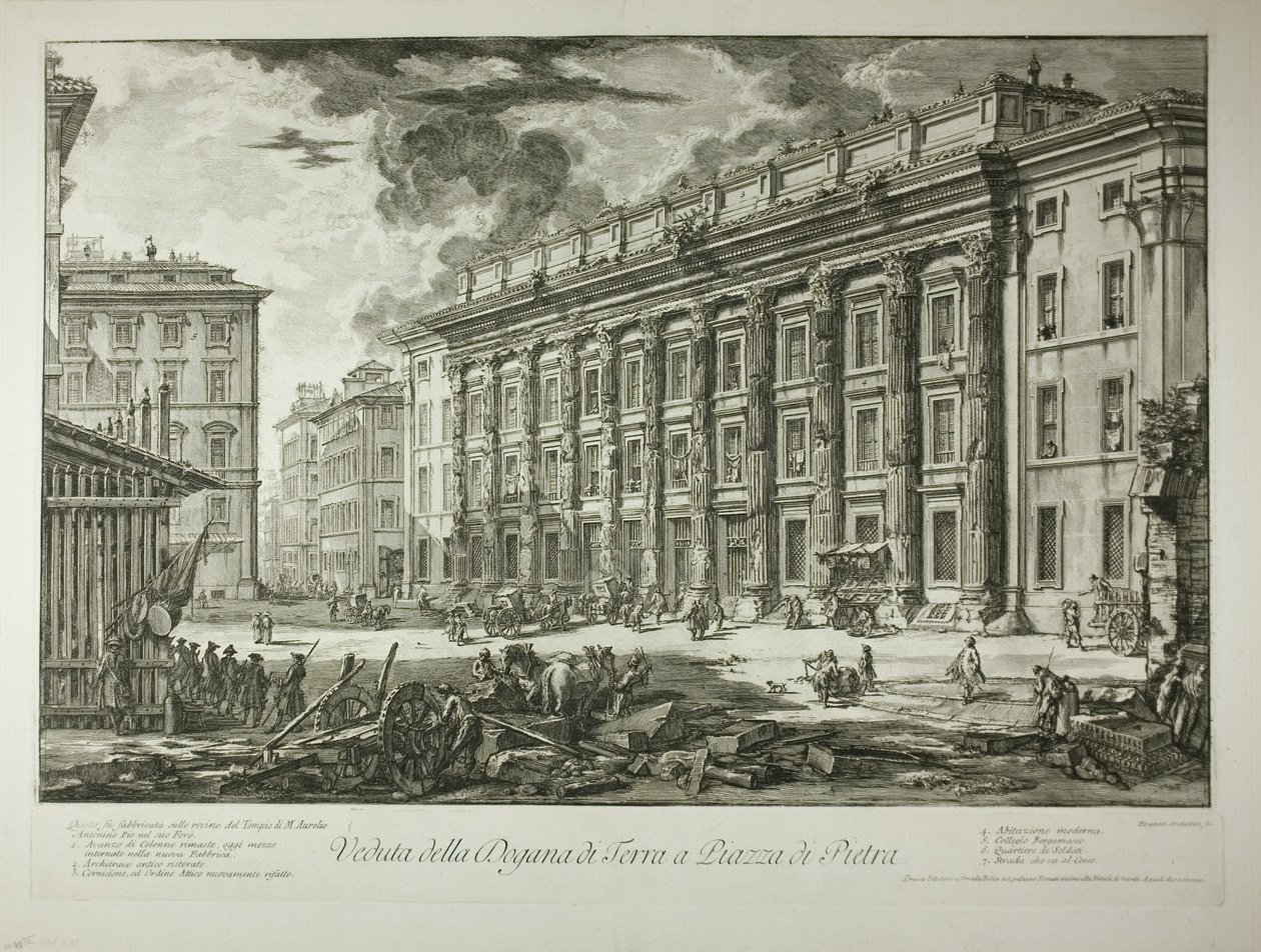 Veduta della Dogana di Piazza di Pietra, costruita all