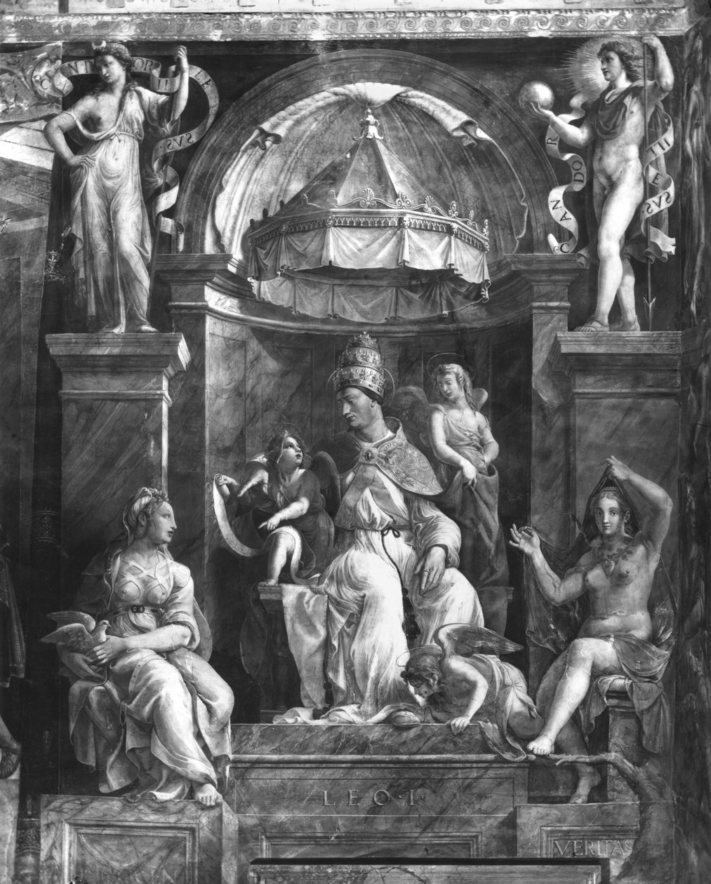 Papa Leone I il Grande (c.390-461) tra due Virtù, Stanze di Raffaello da Giulio Romano
