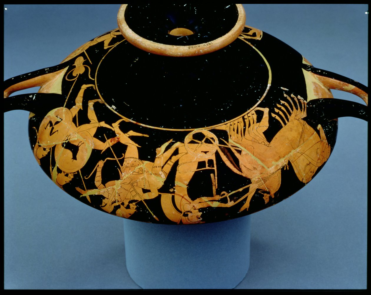 Coppa a figure rosse attica decorata con un auriga e guerrieri, di Oltos, c.510 a.C. da Greek
