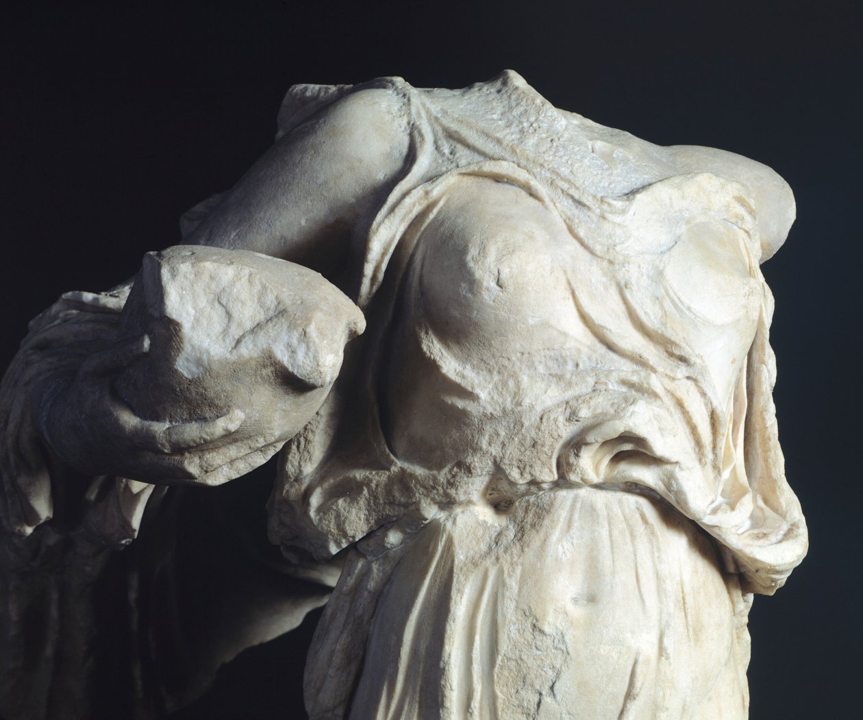 Figura acroteriale, scultura dal tempio di Asclepio, Epidauro, Grecia, Civiltà Greca, IV secolo a.C. (scultura) da Greek