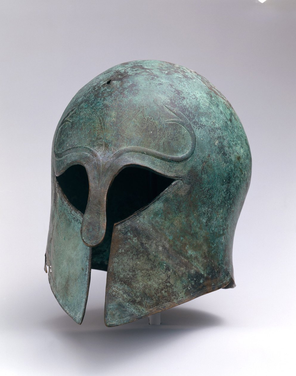 Elmo arcaico in bronzo di tipo corinzio, c.600-575 a.C. da Greek