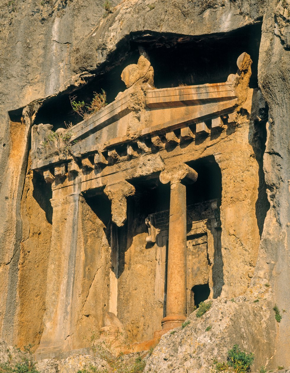 Tomba rupestre licia da Greek School