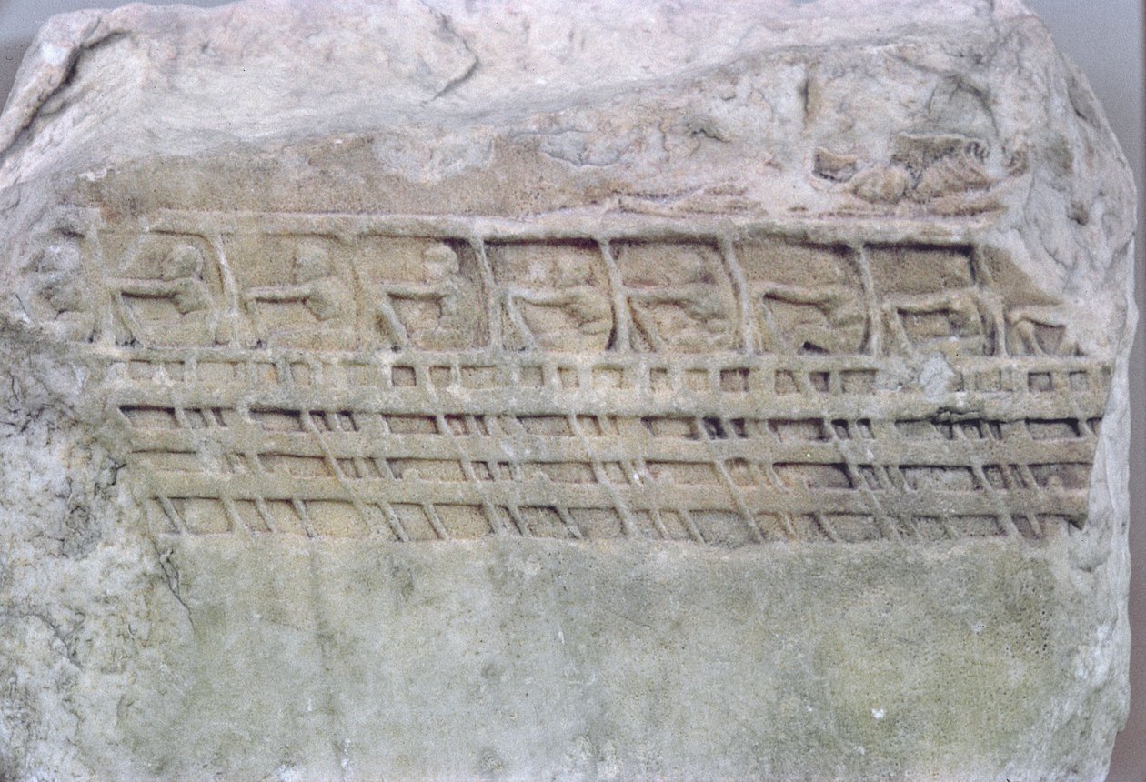 Rilievo di una trireme da Greek School