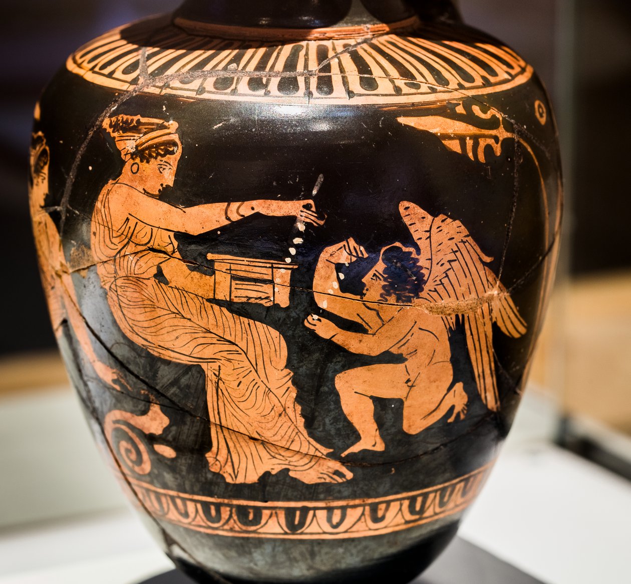 Enociclo attico a figure rosse (terracotta) da Greek School