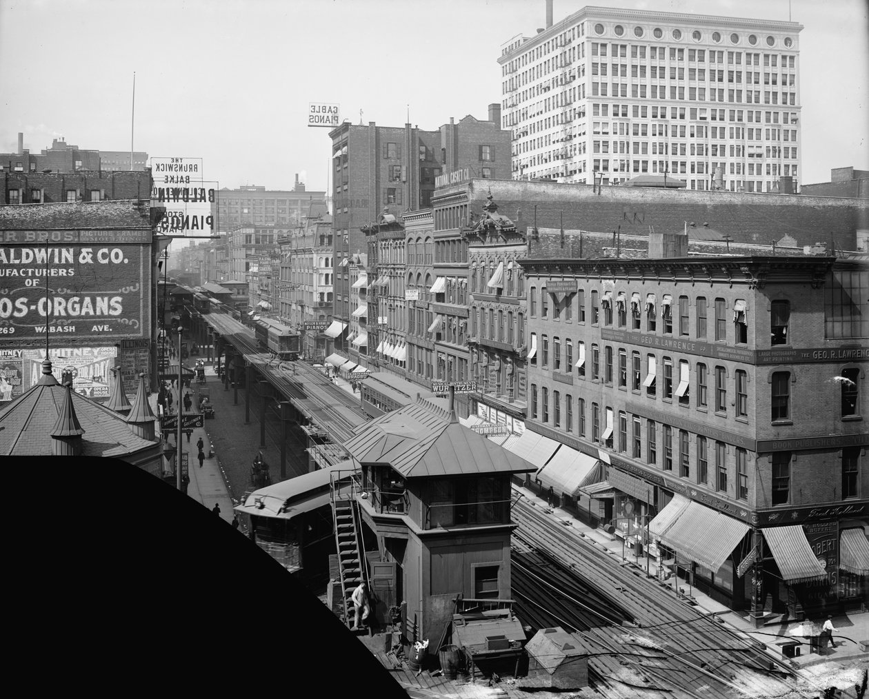 Ferrovia sopraelevata, Wabash Avenue, Chicago, Illinois, c.1900-10 da Hans Behm