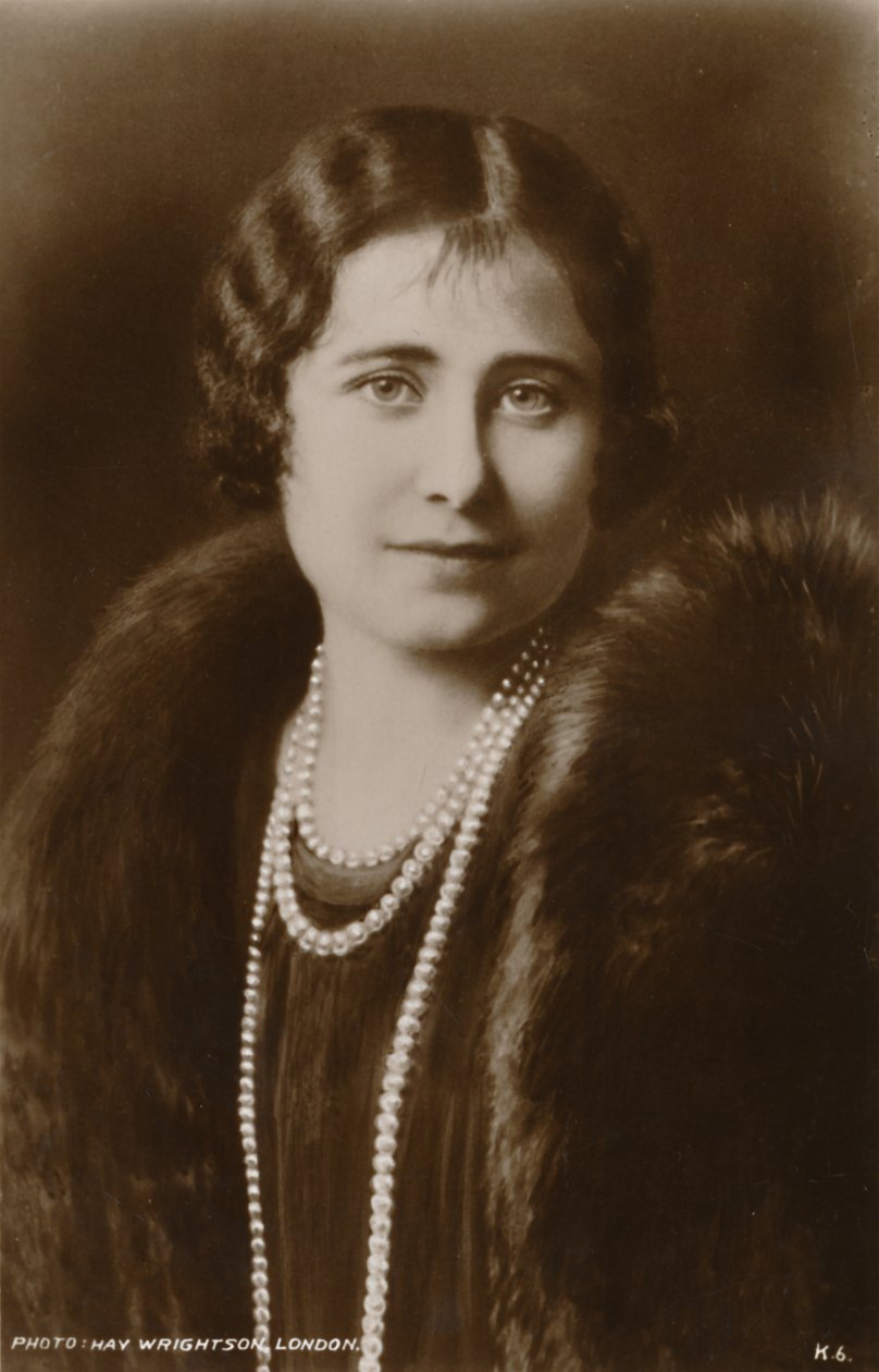 Sua Maestà la Regina Elisabetta, c1936 da Hay Wrightson