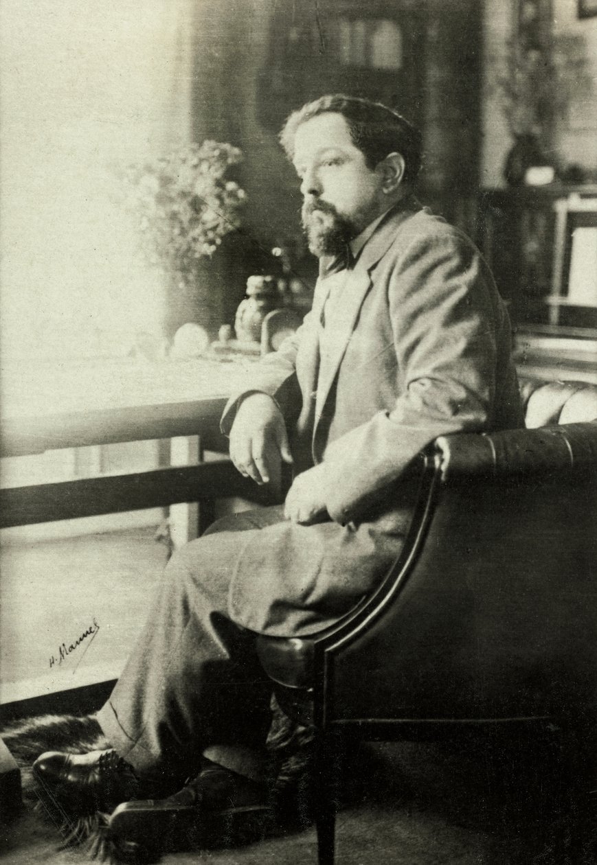 Ritratto di Claude Debussy (foto) da Henri Manuel