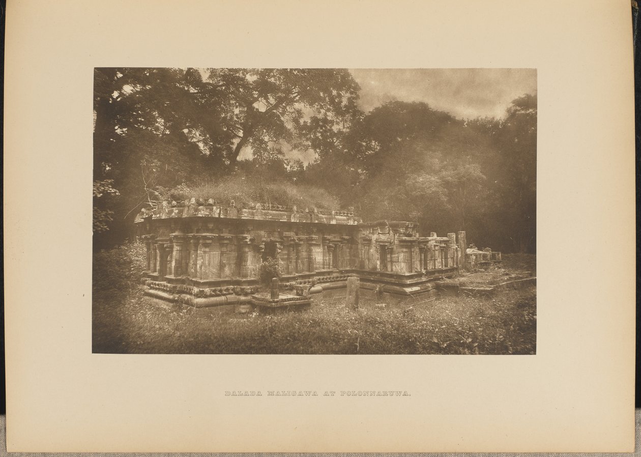 Dalada Maligawa a Polonnaruwa da Henry W. Cave