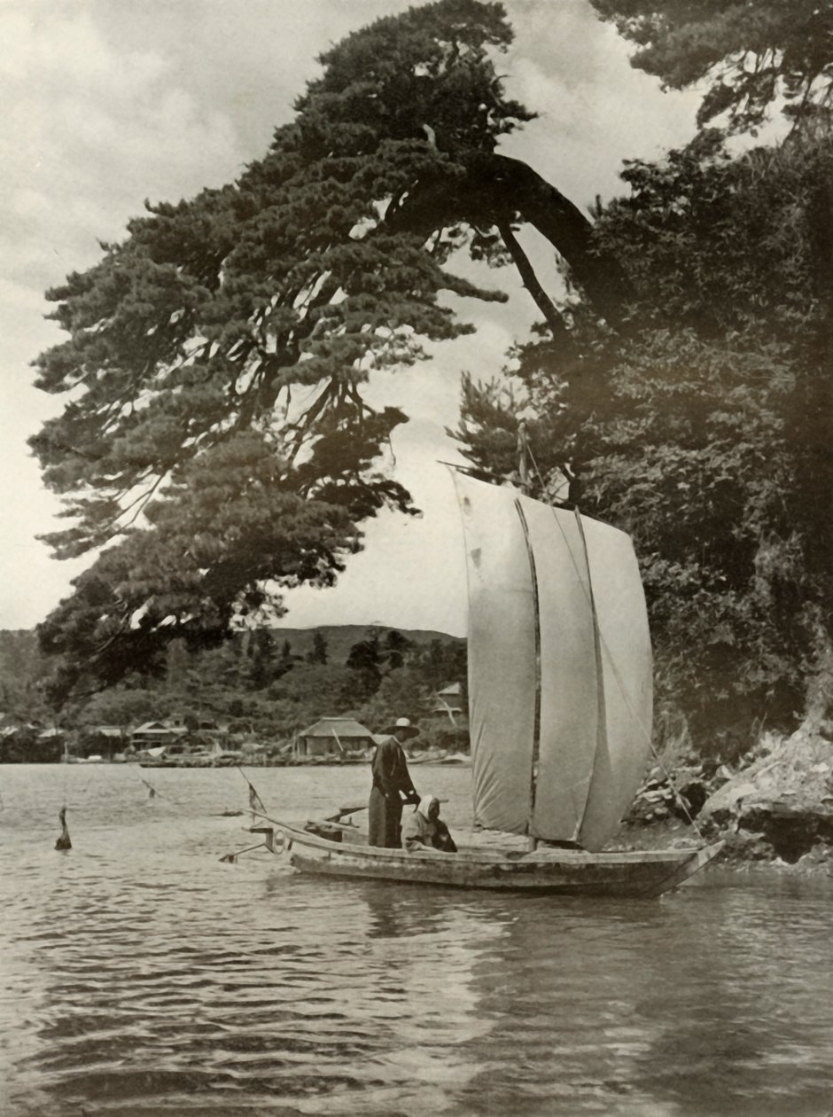 Sulla baia di Matsushima, 1910 da Herbert Ponting