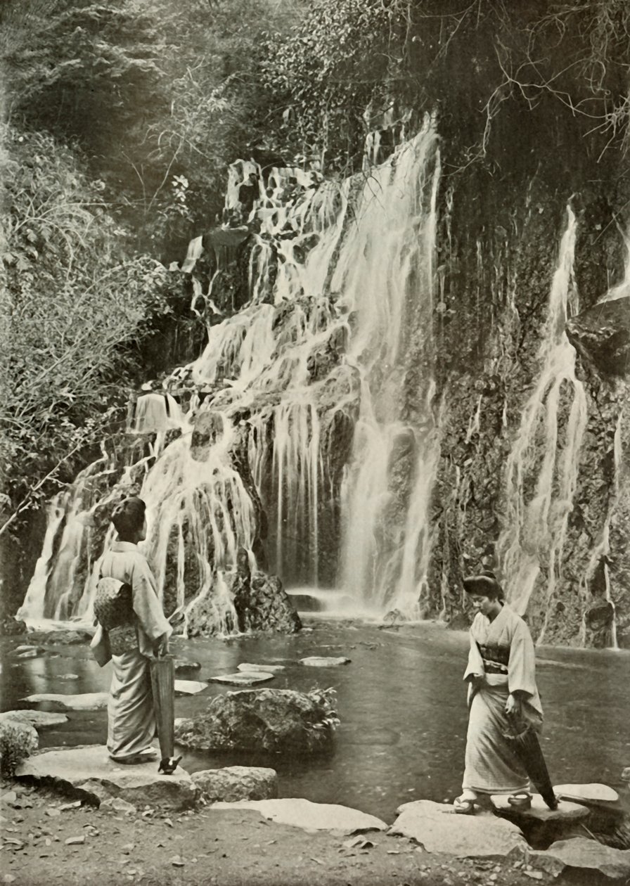 La cascata delle gemme cadenti a Yumoto, 1910 da Herbert Ponting