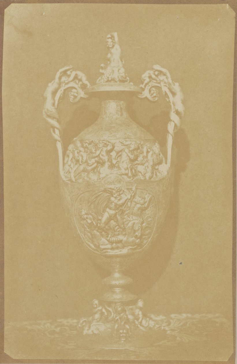 [Vaso ornato con manici] da Hippolyte Bayard