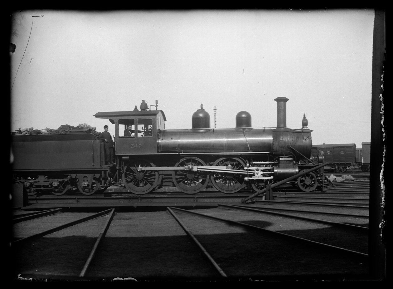 Locomotiva a vapore nello scalo ferroviario di Tampere da Hugo Simberg