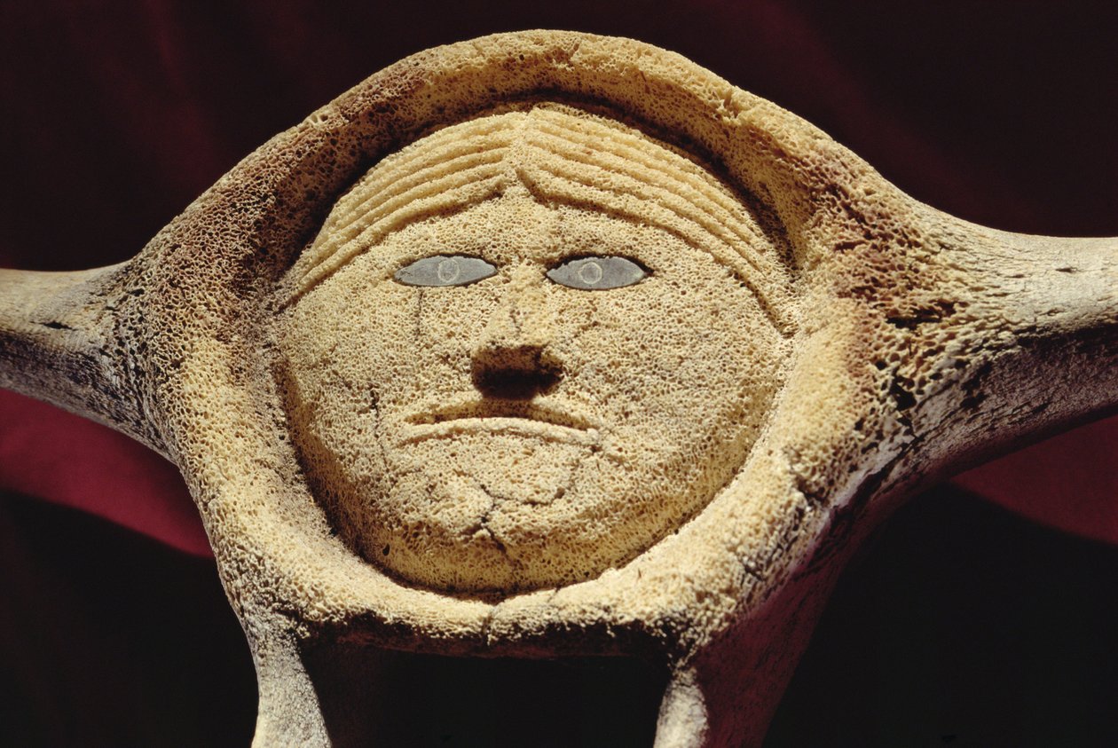 Testa di Giano, da Cape Dorset (vertebre di balena) da Inuit School